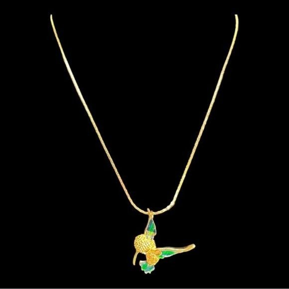 Vintage 1980s Gold Tone Hummingbird Pendant Necklace Enamel Wings & Rhinestones - Picture 3 of 6